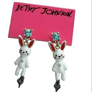 New Vintage! BETSEY JOHNSON Wonderland Collection White Rabbit Earrings.